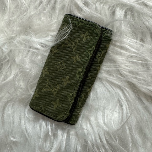 Louis Vuitton Green Monogram Canvas Keyholder Vintage EUC - Picture 9 of 16